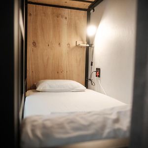 Dormitory Room Mixed